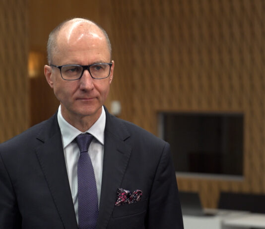 PKEE: Polska przeznaczyła stosunkowo niewielkie środki na łagodzenie skutków kryzysu energetycznego. Ceny energii w Polsce jedne z najniższych w Europie