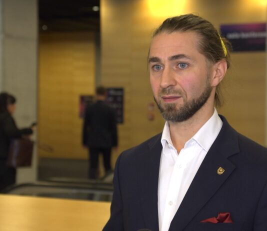 CPK nadal pod znakiem zapytania. Wyzwaniem jest nie tylko budowa lotniska, ale także sieci kolejowej