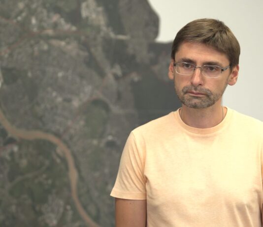 Ostatnie przygotowania do uruchomienia strefy czystego transportu w stolicy. Straż miejska została wyposażona w mobilny punkt kontroli