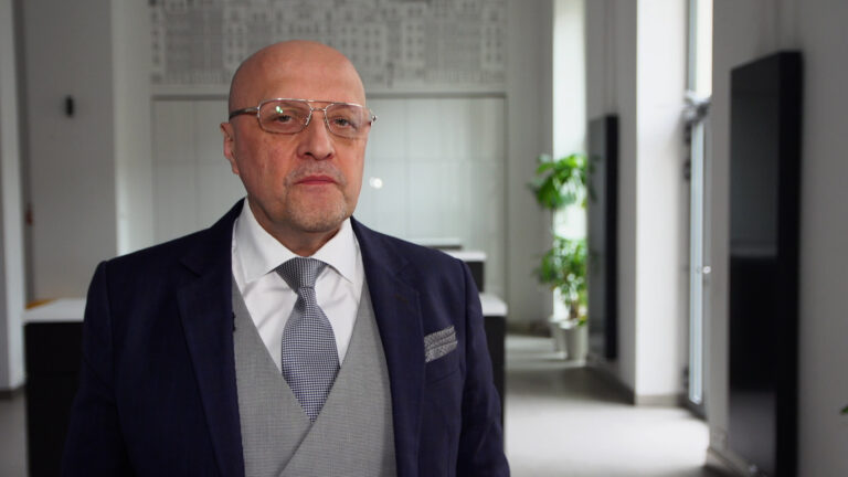 Szara strefa odpowiada symbolicznie za pierwsze 65 dni roku. Największy jej udział koncentruje się w handlu, usługach i budownictwie